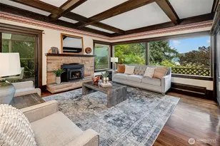 9733 Arrowsmith Ave S, Seattle, WA 98118 - Photo 4