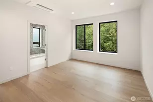 286 118th Ave SE, Bellevue, WA 98005 - Photo 16