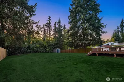 18710 64th Avenue W, Lynnwood, WA 98037 - Photo 30