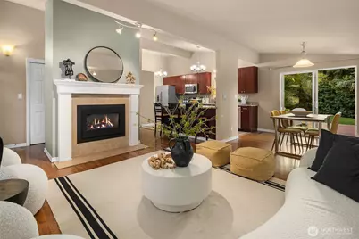 18710 64th Avenue W, Lynnwood, WA 98037 - Photo 8