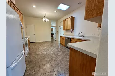 3504 Meadowbrook Lane SE, Lacey, WA 98503 - Photo 16