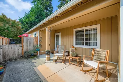 230 105th Street E, Tacoma, WA 98455 - Photo 2