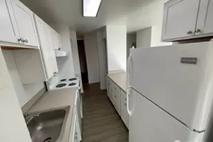 401 NE 40th St, Seattle, WA 98105 - Photo 22