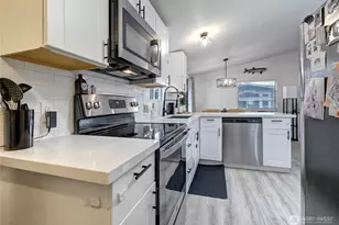 8914 12th Pl SE, Lake Stevens, WA 98258 - Photo 10