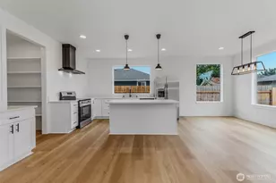 1209 S 6th Ave, Kelso, WA 98626 - Photo 8