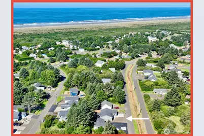 247 Clover Creek Avenue NW, Ocean Shores, WA 98569 - Photo 6