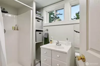 511 23rd Avenue E, Seattle, WA 98112 - Photo 36