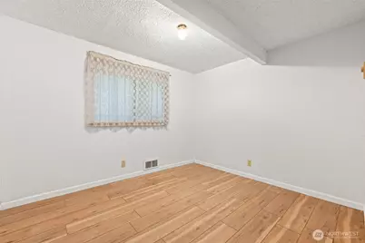 17731 Beachside Drive SE, Yelm, WA 98597 - Photo 14