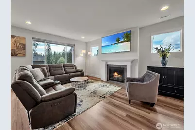 2002 106th Avenue SE, Lake Stevens, WA 98258 - Photo 4