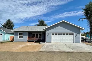 382 S Wynoochee Dr SW, Ocean Shores, WA 98569 - Photo 2