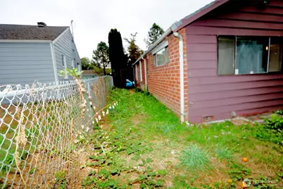 12037 71st Avenue S, Seattle, WA 98178 - Photo 26