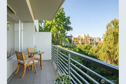 2040 43rd Avenue E #402, Seattle, WA 98112 - Photo 8