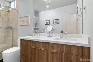 814 NW 54th St, Seattle, WA 98107 - Photo 16