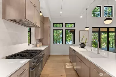 6141 Elizan Drive NW, Olympia, WA 98502 - Photo 10