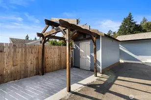 212 Willow St, Bremerton, WA 98310 - Photo 30