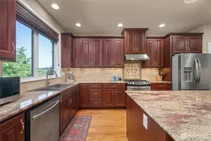 2308 18th St, Anacortes, WA 98221 - Photo 14