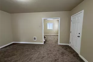 329 24th St, Longview, WA 98632 - Photo 4