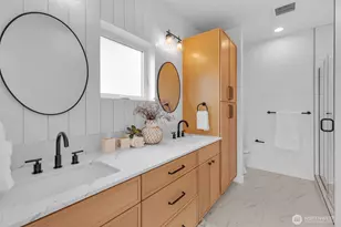 427 19th Ave E, Seattle, WA 98112 - Photo 14