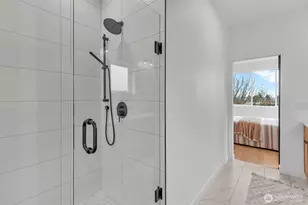 429 19th Ave E, Seattle, WA 98112 - Photo 8