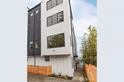 429 19th Avenue E, Seattle, WA 98112 - Photo 22