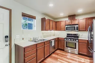 838 4th Ave NE, Issaquah, WA 98029 - Photo 8