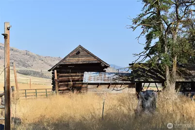 1027 Kuehne Road, Keller, WA 99140 - Photo 36