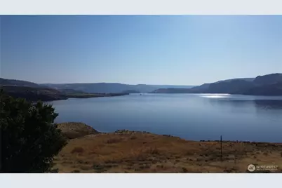 1027 Kuehne Road, Keller, WA 99140 - Photo 16