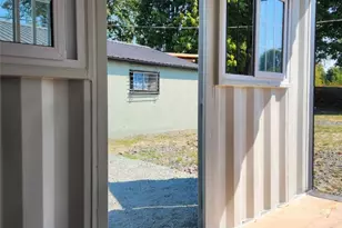 9813 Airport Way, Snohomish, WA 98296 - Photo 10