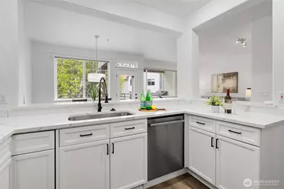 7583 Old Redmond Road #A203, Redmond, WA 98052 - Photo 8