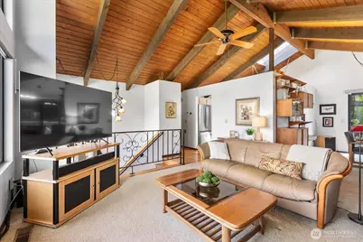 5404 215th Street SE, Woodinville, WA 98072 - Photo 4