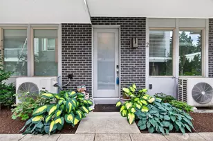 11521 117th Ln NE, Kirkland, WA 98033 - Photo 2