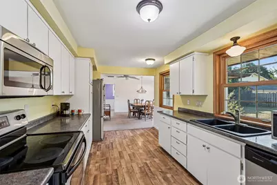 5318 91st Street NE, Marysville, WA 98270 - Photo 8