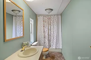 716 SE Dennis St, Tumwater, WA 98501 - Photo 12