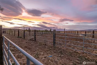 10350 Highway 97, Ellensburg, WA 98926 - Photo 30