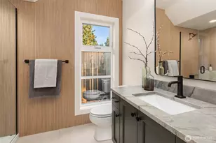 13104 NE 103rd Pl, Kirkland, WA 98033 - Photo 8