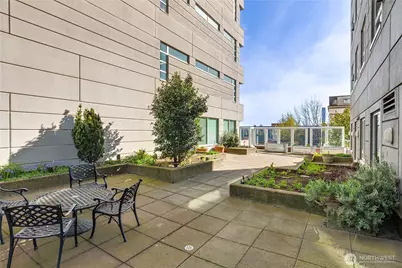 121 Vine Street #506, Seattle, WA 98121 - Photo 18