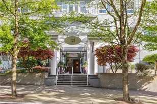 121 Vine St, Seattle, WA 98121 - Photo 2