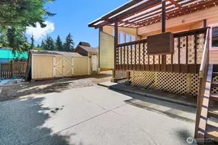 17217 Larch Way, Lynnwood, WA 98037 - Photo 32