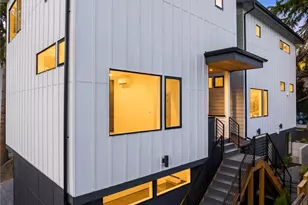 7335 21st Ave NE, Seattle, WA 98115 - Photo 2