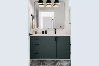 7335 21st Avenue NE #B, Seattle, WA 98115 - Photo 20