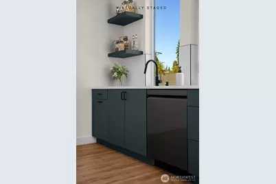 7335 21st Avenue NE #B, Seattle, WA 98115 - Photo 10