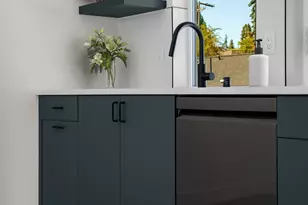 7335 21st Ave NE, Seattle, WA 98115 - Photo 10