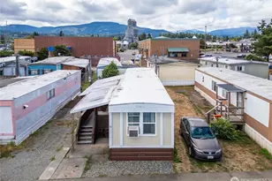 201 N Fifth St, Sequim, WA 98382 - Photo 2