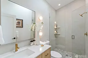 8005 25th Ave NW, Seattle, WA 98117 - Photo 22