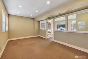 15500 Bothell Way NE, Lake Forest Park, WA 98155 - Photo 8