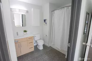 2500 Western Ave Ave, Seattle, WA 98121 - Photo 16