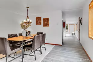 9912 Holly Dr, Everett, WA 98204 - Photo 12