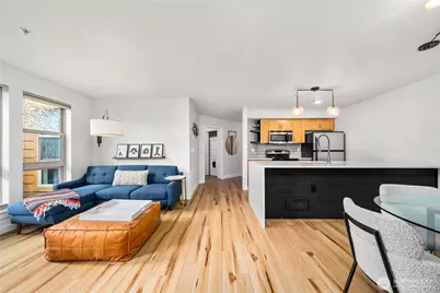 827 Hiawatha Place S #204, Seattle, WA 98144 - Photo 2