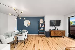 827 Hiawatha Pl S, Seattle, WA 98144 - Photo 10