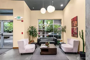 827 Hiawatha Pl S, Seattle, WA 98144 - Photo 22